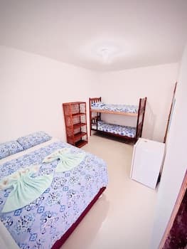 Piratas Do Morro Pousada - Hostel