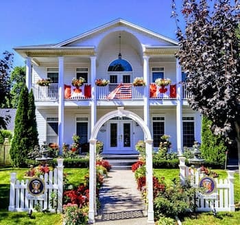 The White House Boutique Bed & Breakfast
