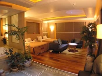 Changsing Business Motel