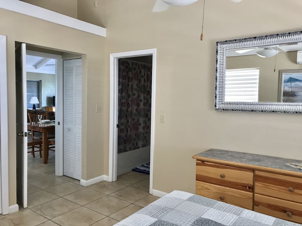 Caribbean Sea Breeze Villas