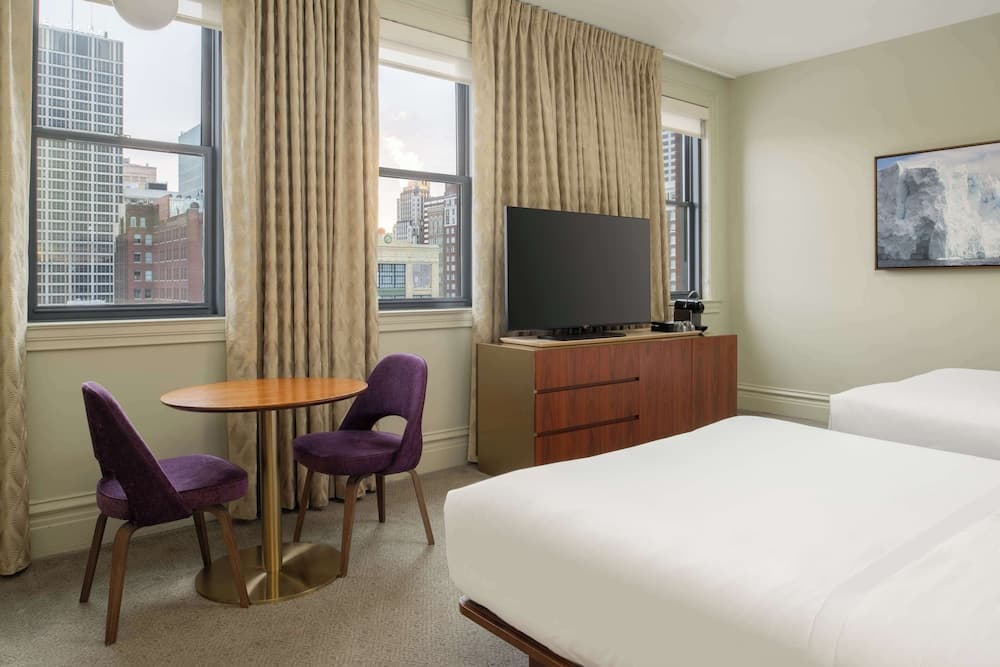 Hotel Savoy Kansas City, Tapestry Collection by Hilton