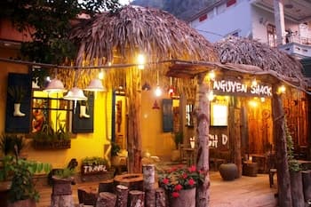 Nguyen Shack Phong Nha Central Town - Hostel