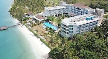 Santika Premiere Beach Resort Belitung - CHSE Certified