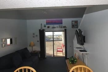 Sugar Beach 355 1 Bedroom Condo by RedAwning