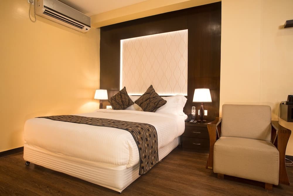 United Business Hotel