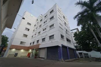 Hotel Palmyra Grand Inn