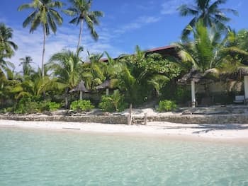 Island View Beachfront Resort