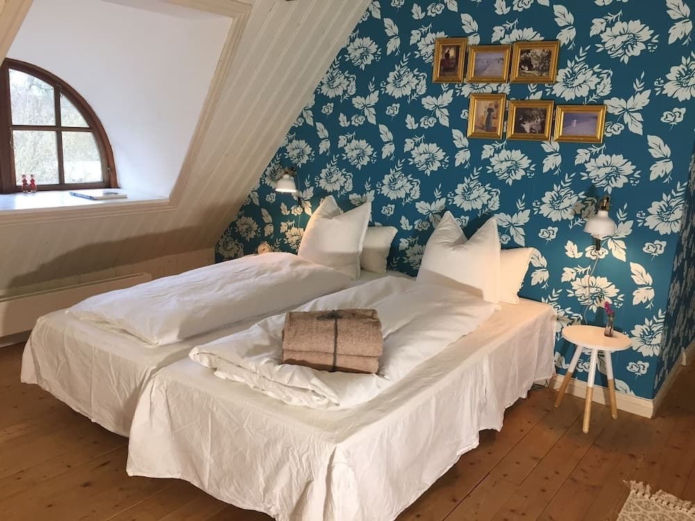 Alsbrogaard Deluxe Bed & Breakfast