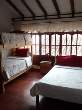 TinVa Hostal - Hostel