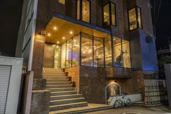 Midnight Rockers - Hostel