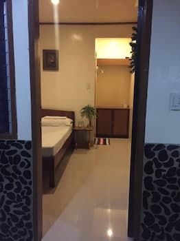 Brenmariel Tourist Inn