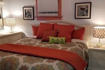 Historic SmartHome- King 1-5 Beds