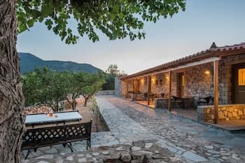 Georgia's Houses - Melitzanakia