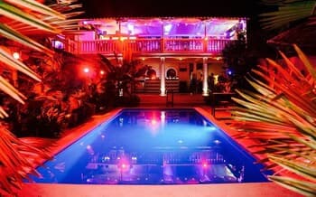 Encuentros Club - Hostel