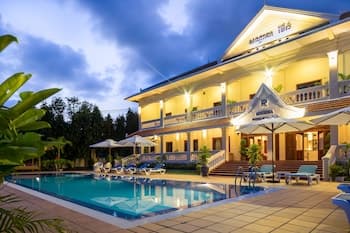 Riviera Hotel & Resort Kep