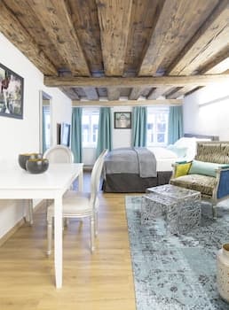 APT - Stone Lodge Salzburg