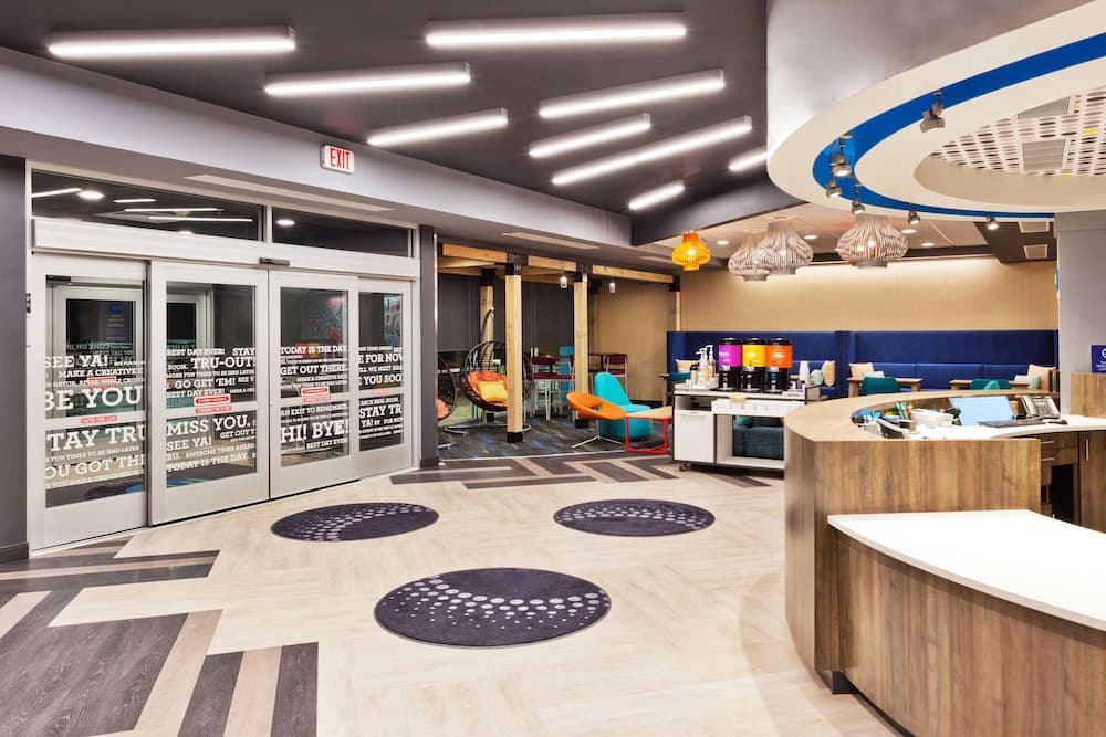 Tru by Hilton Auburn