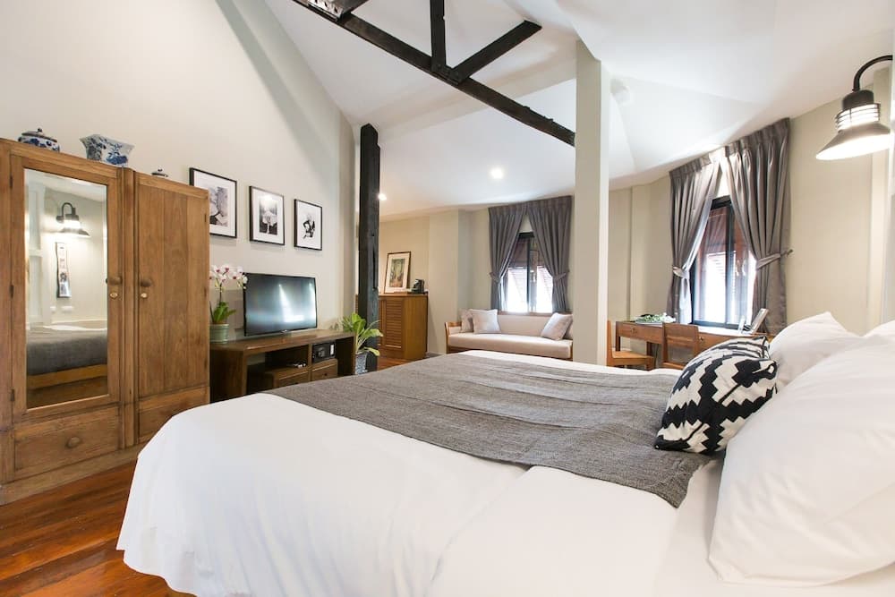 Prince Theatre Heritage Stay