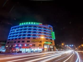 GreenTree Inn Shantou Jinping District Leshan Road Hotel