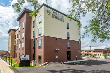 Cobblestone Hotel & Suites - Hartford