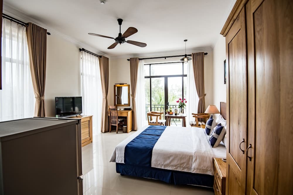 Santa Sea Villa Hoi An