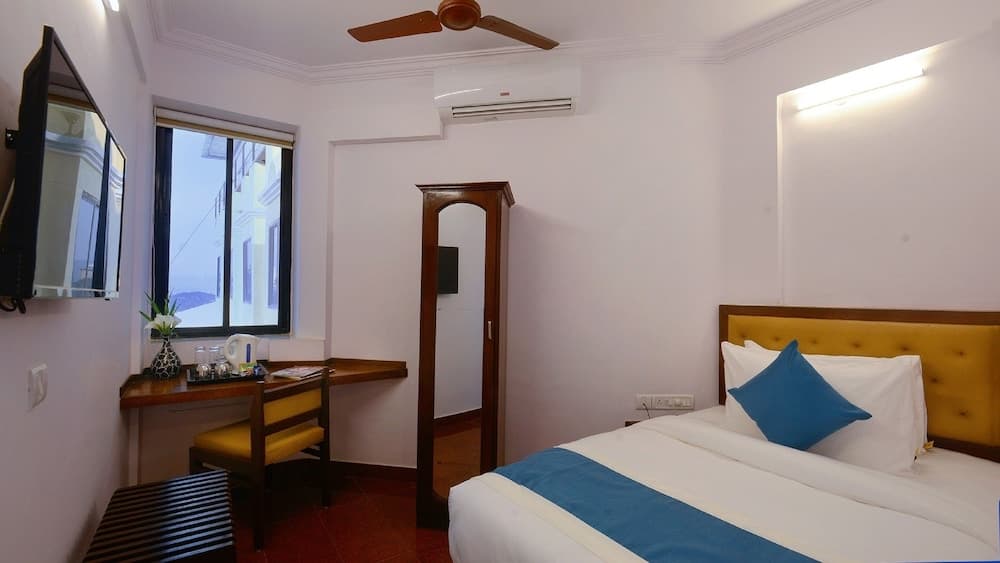 TreeHouse Neptune Inn