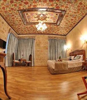 Izala Hotel - Boutique Class