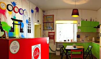 Like Hostel