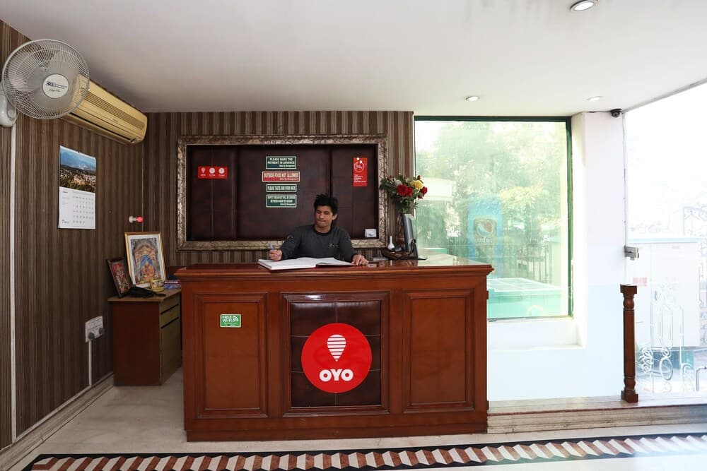 OYO 8465 near Sahara Mall