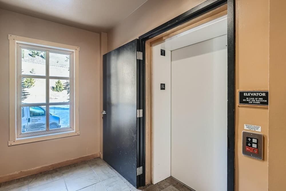 Passage Point 326 1 Bedroom Condo by RedAwning