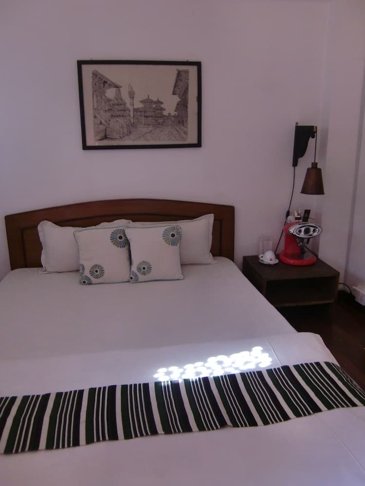 Peacock Guesthouse 2