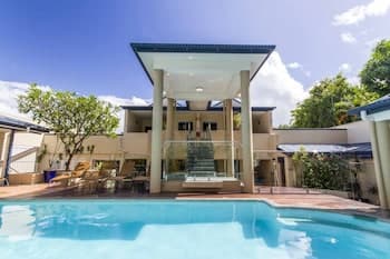 The Newport on Macrossan