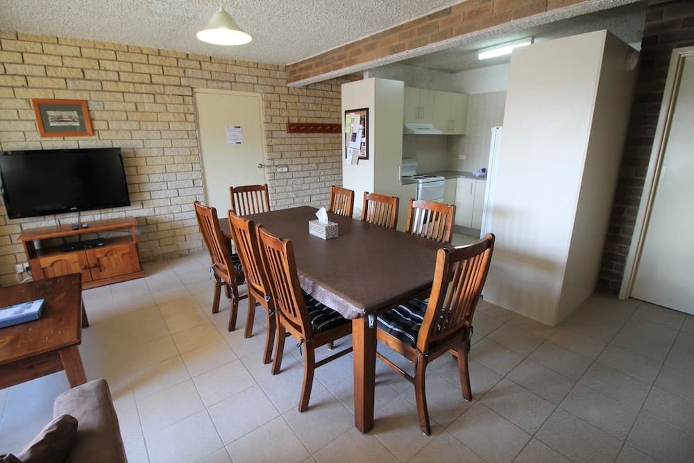 Central Park 4 - Centre of Jindabyne