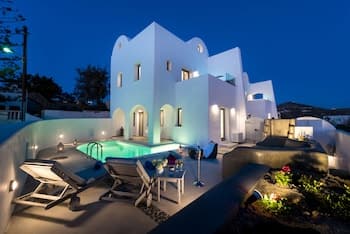 White Harmony Suites