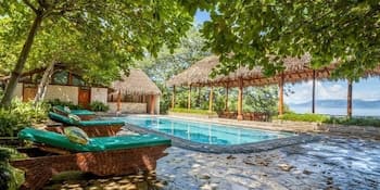 Momotombo Lake Resort & Villas