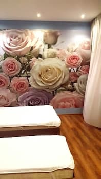 Rose Apartment in Tbilisi