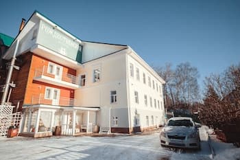 Imperial Village Hotel Dom Rozhdestvenskii
