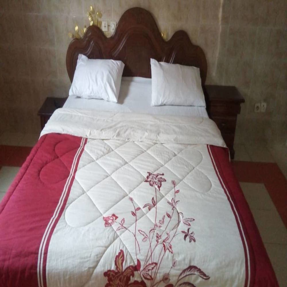 Complexe Hôtelier Paris Village