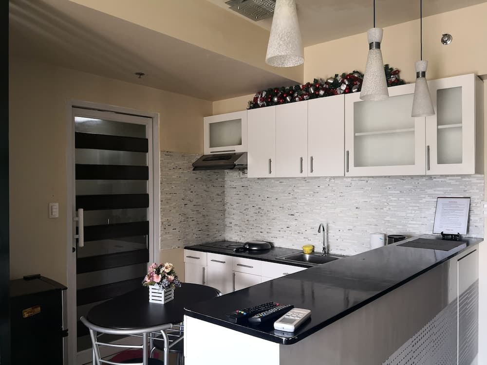 Centrio Tower Studio Unit