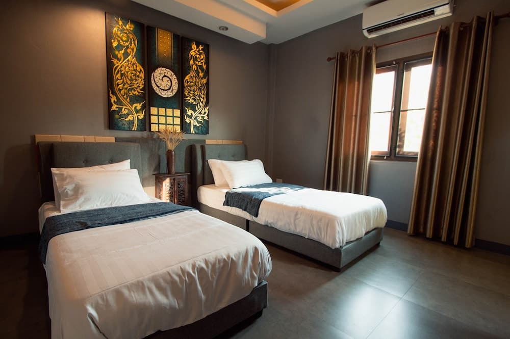 Casa Malee Family Villa