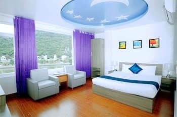 Cat Ba Central Hotel II - Hostel