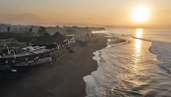 Desa Swan Villas & SPA