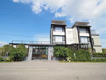 Sakura Bed and Breakfast