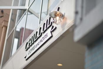 Chillulu Coffee & Hostel