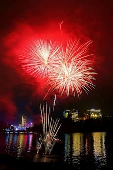 Sun Moon Lake FRIDAY Inn Backpacking