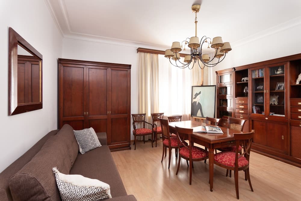 City of Rivers on Griboedova 33