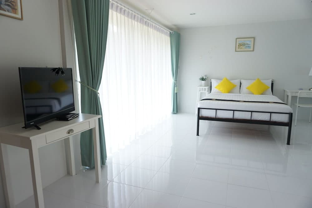 The White Village Ranong Resort