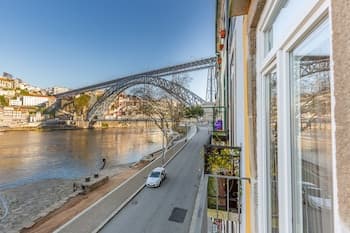 YOUROPO - Ribeira Gaia