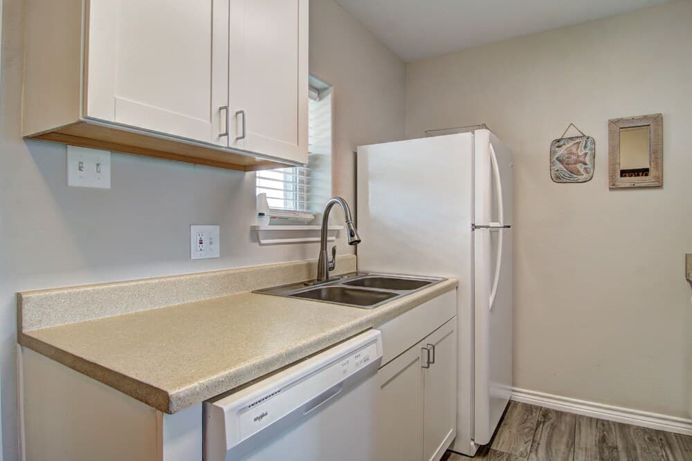 Ocean Getaway Siv22 1 Bedroom Condo by Redawning