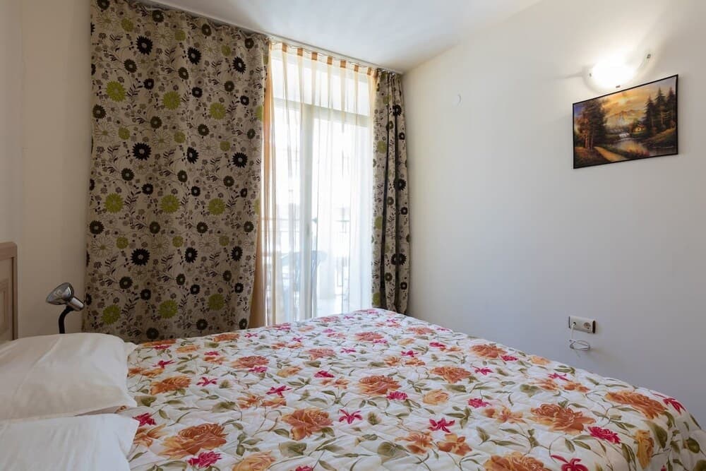 One Bedroom Apartment with Balcony